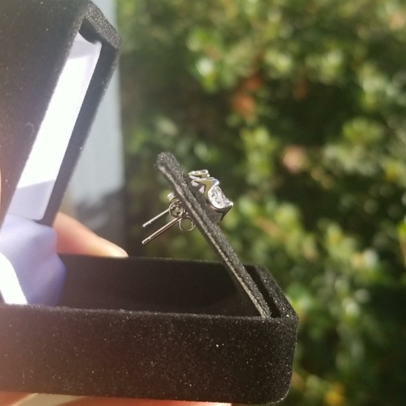 Sterling Silver 925 Rhodium finish Round Clear CZ Stud Earrings - Picture 3 of 3